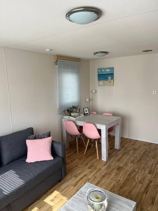 Chalet + Tiny House Nabij Strand Petten Exteriör bild