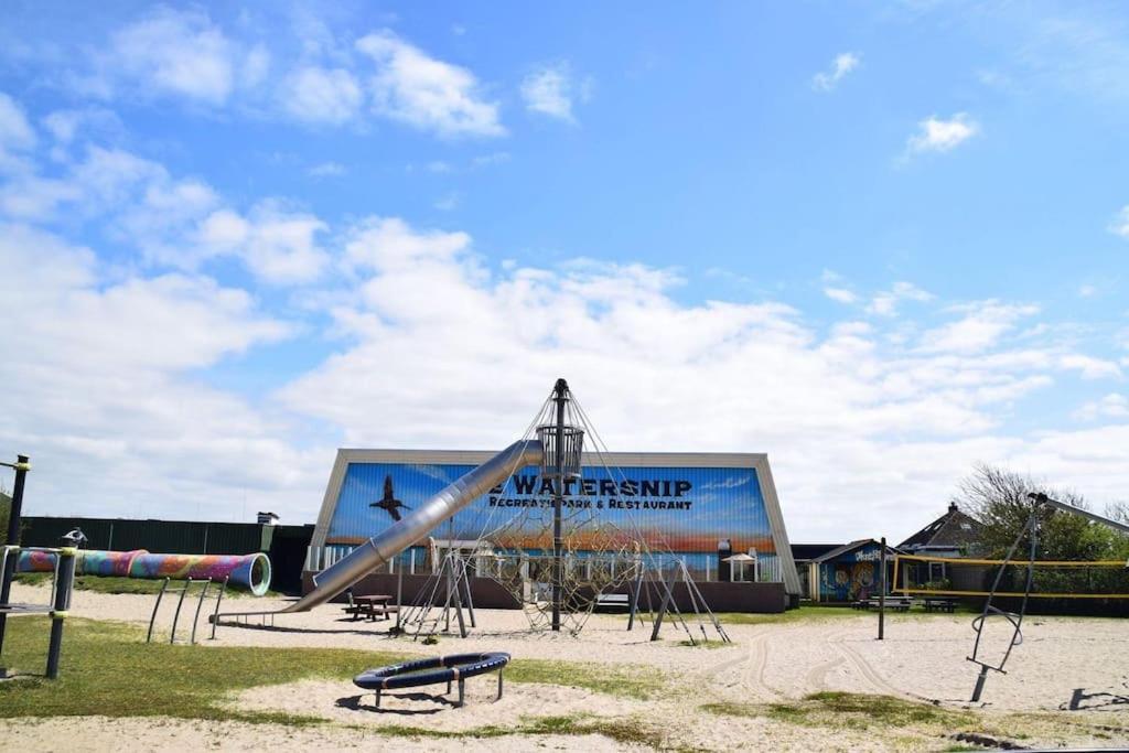 Chalet + Tiny House Nabij Strand Petten Exteriör bild